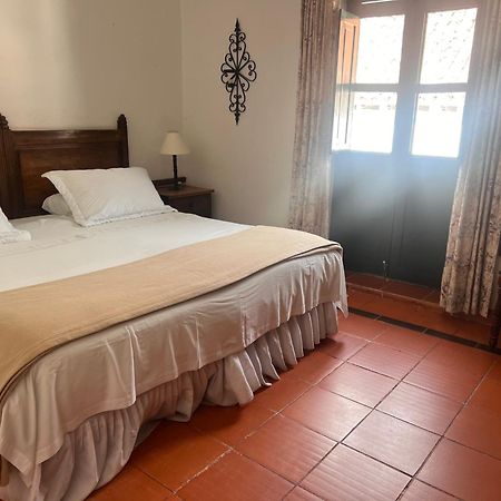 Hotel Meson De Los Virreyes Villa de Leyva Buitenkant foto