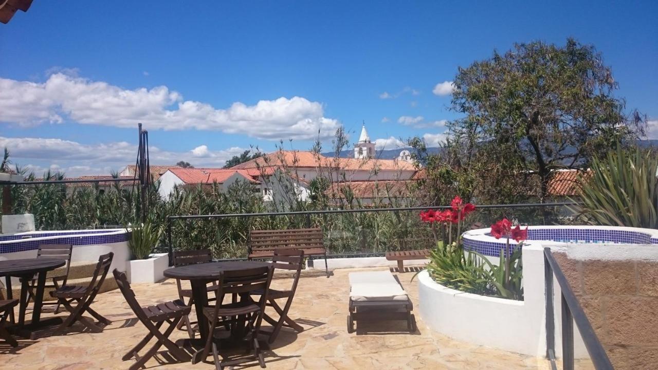 Hotel Meson De Los Virreyes Villa de Leyva Buitenkant foto
