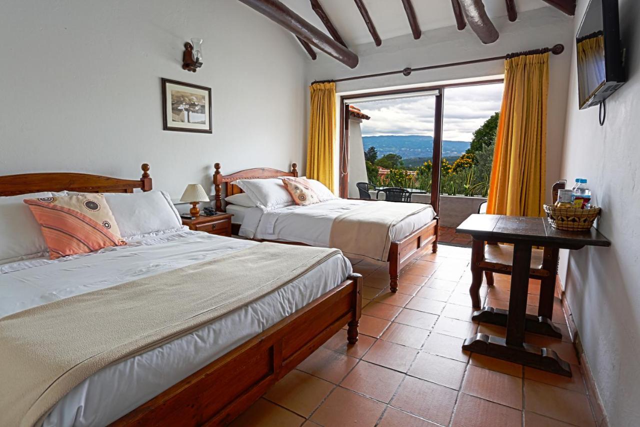 Hotel Meson De Los Virreyes Villa de Leyva Buitenkant foto