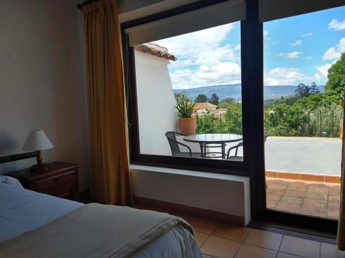 Hotel Meson De Los Virreyes Villa de Leyva Buitenkant foto