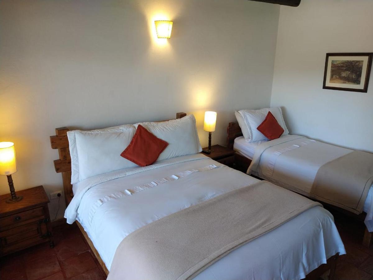 Hotel Meson De Los Virreyes Villa de Leyva Buitenkant foto