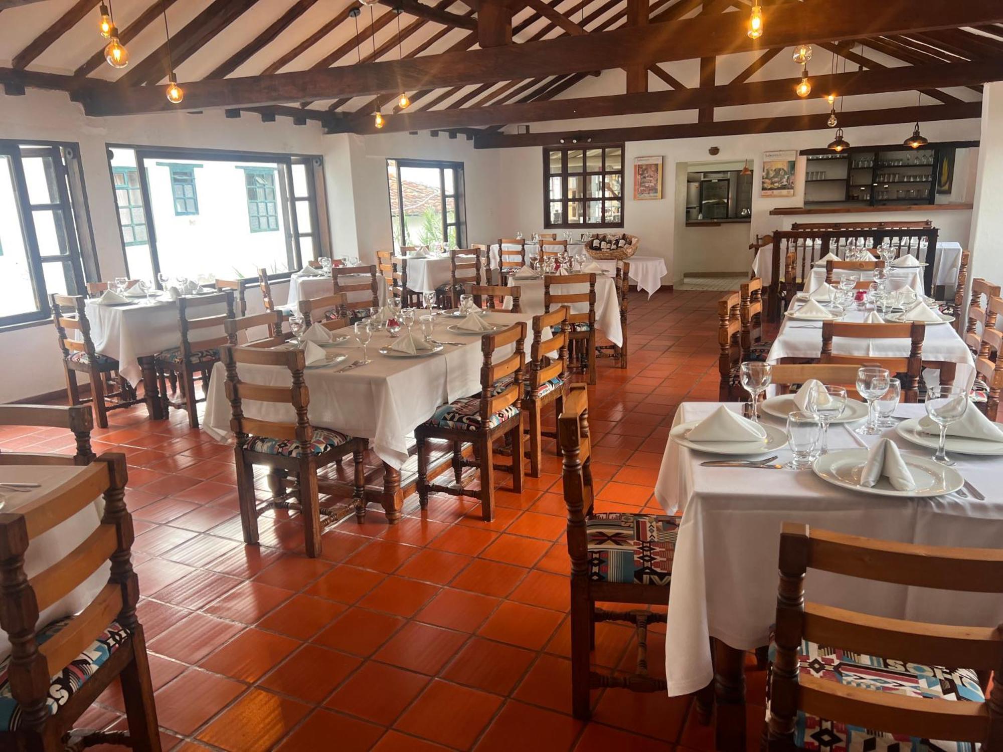 Hotel Meson De Los Virreyes Villa de Leyva Buitenkant foto
